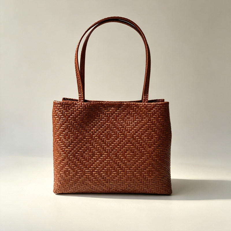 Mendy Genuine Leather Woven Pi - огляд і ціна Leatherwork Designs